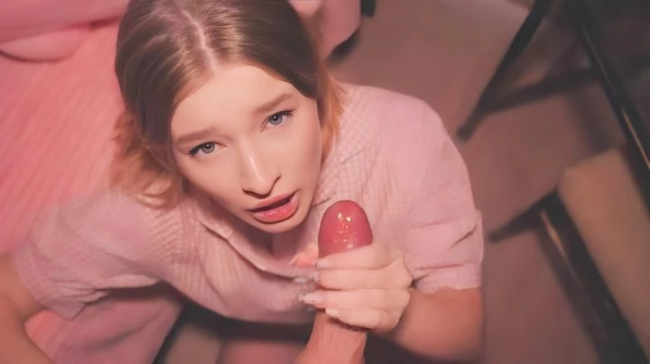 The Stuck Sister Looked So Sexy That Her Brother Wanted To Fuck Her